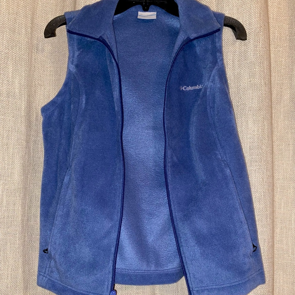 Women’s Blue Columbia Vest